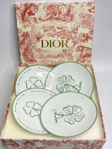 Набор тарелок Dior