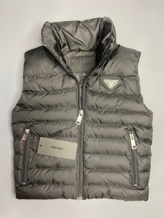 Безрукавка Prada