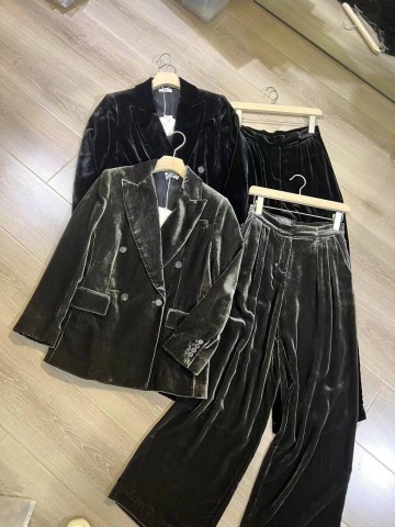 Костюм Brunello Cucinelli