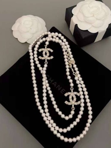 Бусы CHANEL
