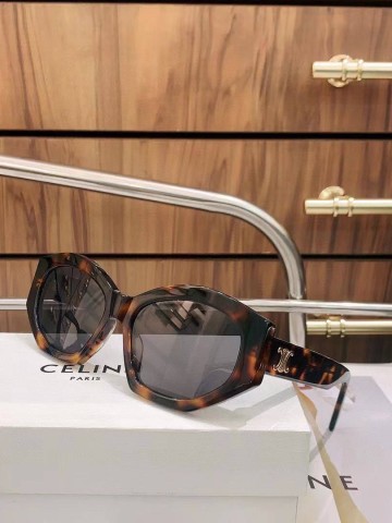 Солнцезащитные очки Celine