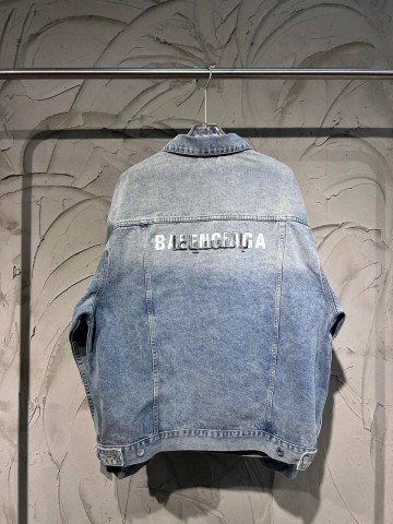 Джинсовая куртка Balenciaga
