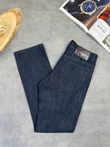 Джинсы Kiton