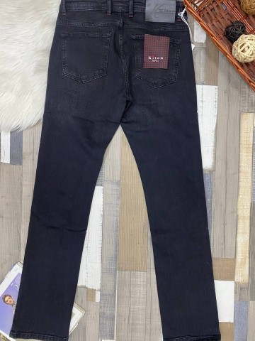 Джинсы Kiton