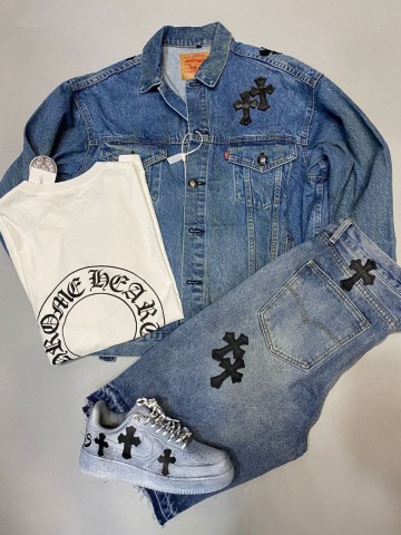 Джинсовые шорты Chrome Hearts
