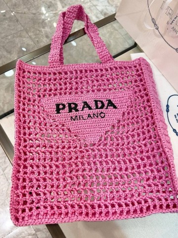Сумка Prada