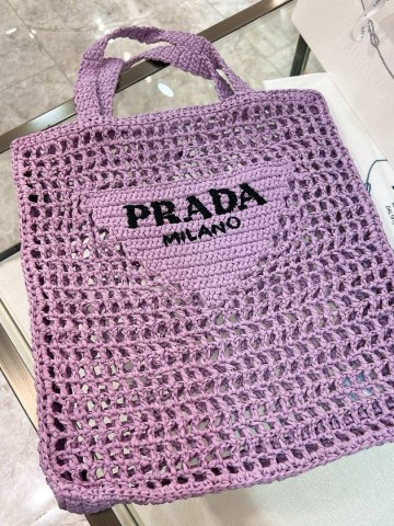 Сумка Prada