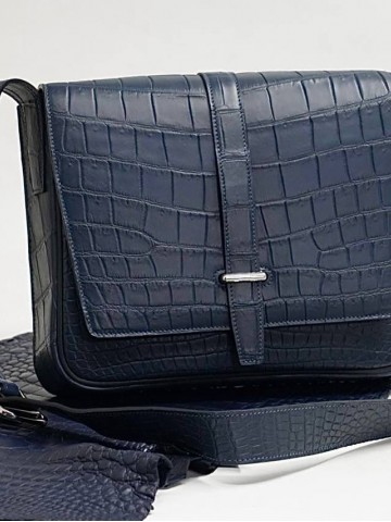 Сумка-мессенджер Hermes из кожи крокодила