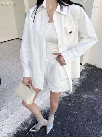 Костюм Prada
