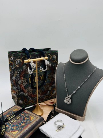 Кольцо Dior