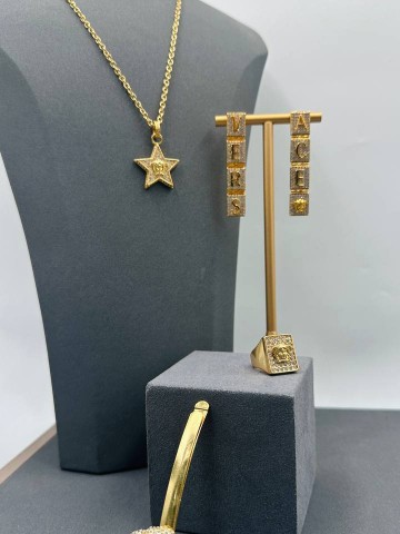 Серьги Versace