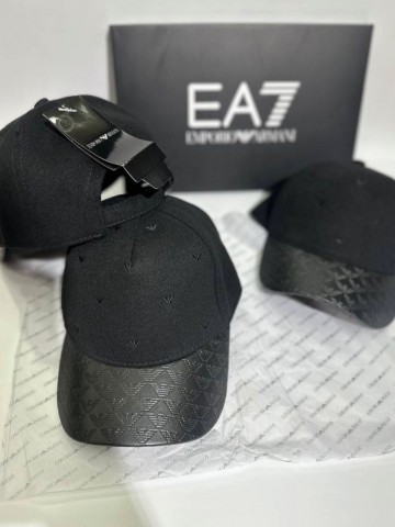 Кепка Emporio Armani