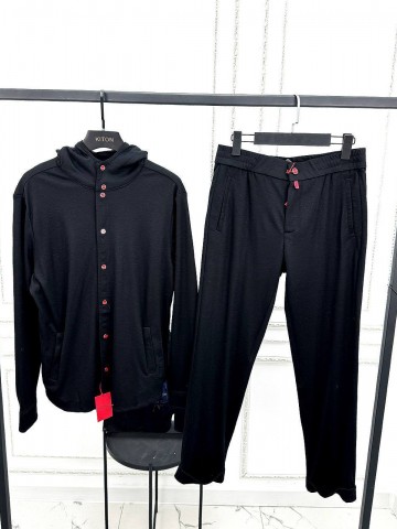 Прогулочный костюм Kiton