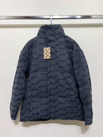 Пуховик Balenciaga