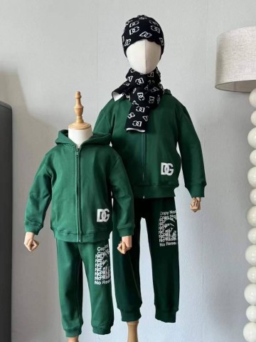 Костюм Dolce&Gabbana