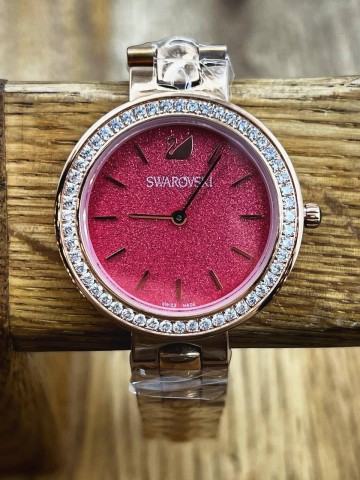 Часы Swarovski