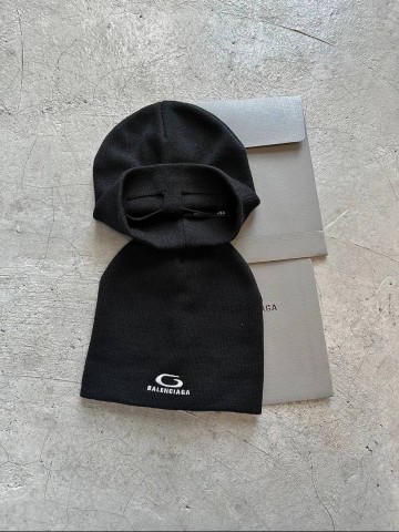 Шапка Balenciaga