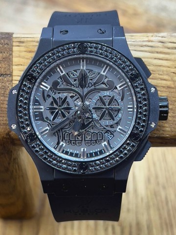 Часы Hublot