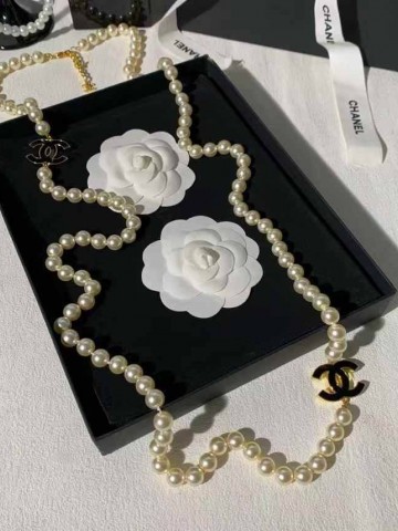 Бусы CHANEL