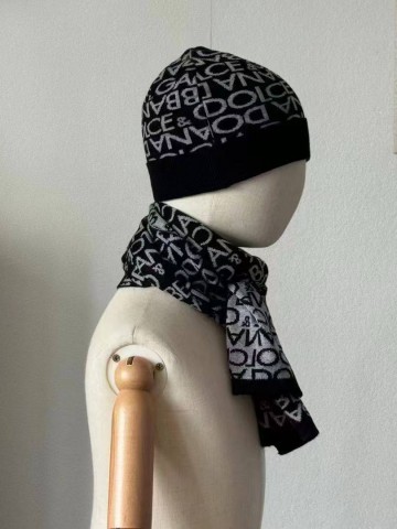 Комплект Dolce&Gabbana (шапка + шарф)