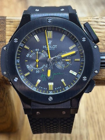 Часы Hublot