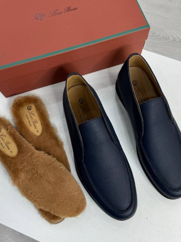 Лоферы Loro Piana с меховой стелькой