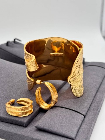 Серьги Yves Saint Laurent