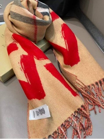 Шарф Burberry