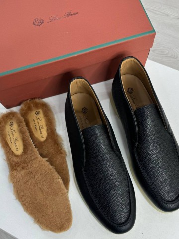 Лоферы Loro Piana с меховой стелькой