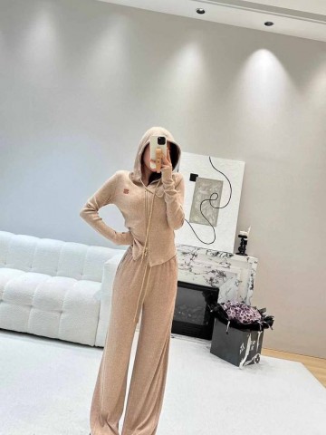 Костюм Celine