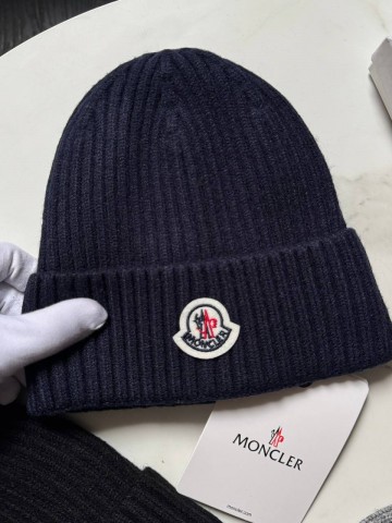 Шапка Moncler
