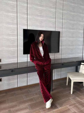Костюм Gucci