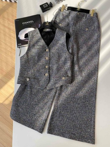Костюм CHANEL
