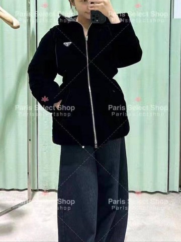 Пуховик Prada
