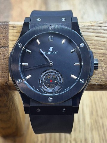Часы Hublot