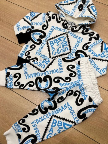 Костюм Dolce&Gabbana