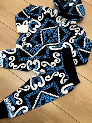 Костюм Dolce&Gabbana