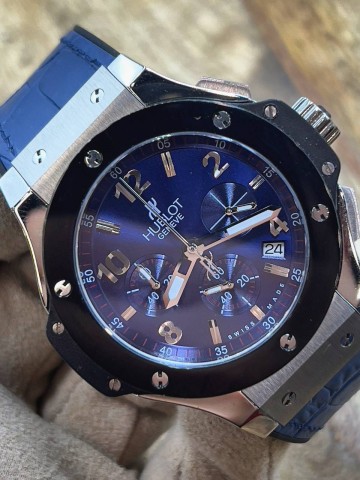 Часы Hublot