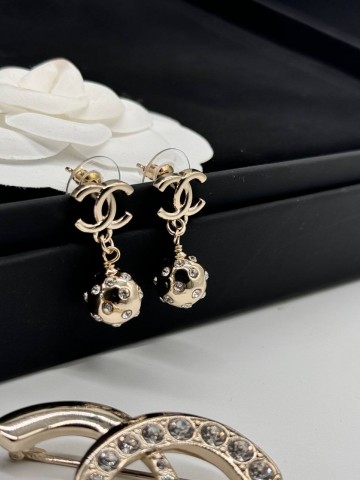 Серьги CHANEL