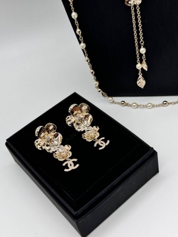 Серьги CHANEL