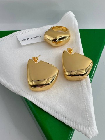 Кольцо Bottega Veneta