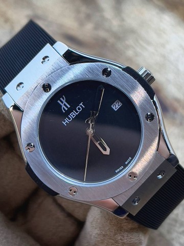 Часы Hublot