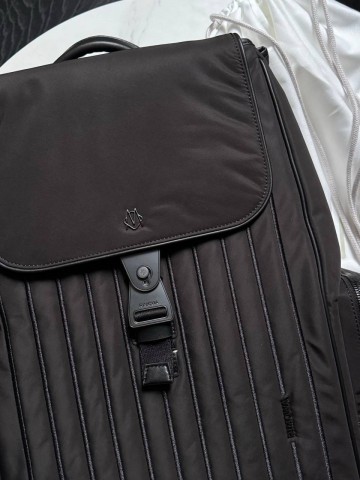 Рюкзак Rimowa