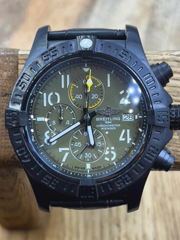 Часы Breitling