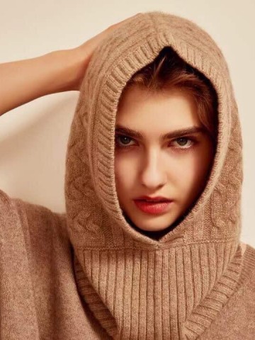 Капор Loro Piana