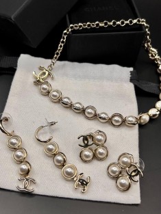 Серьги CHANEL 6 см