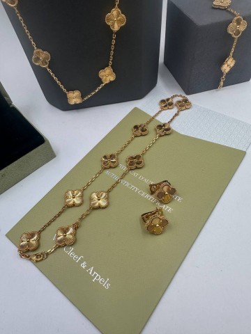 Серьги Van Cleef & Arpels