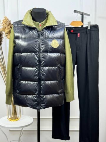 Безрукавка Moncler