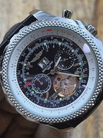 Часы Breitling