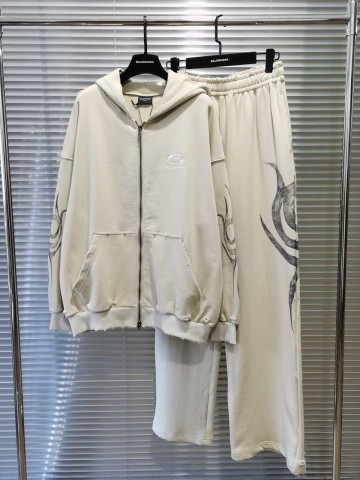 Спортивный костюм Balenciaga